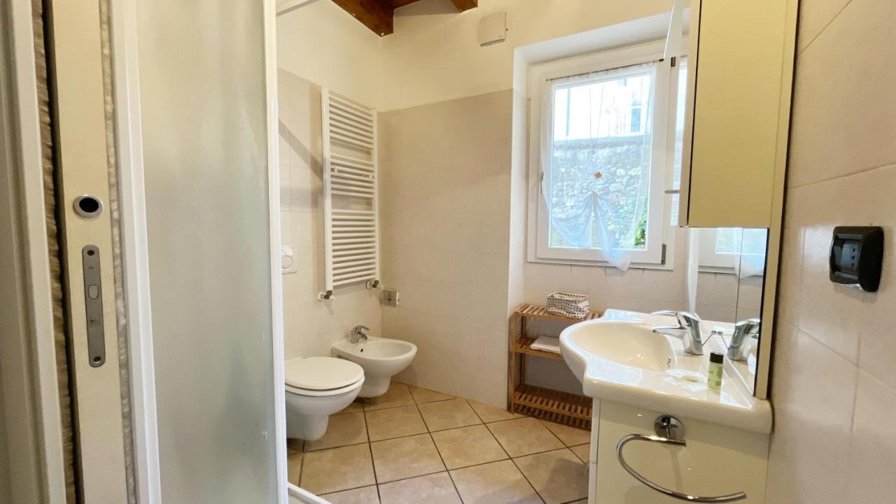 Apartamento La Casa Di Gio - Affitti Brevi Italia Lecco Exterior foto